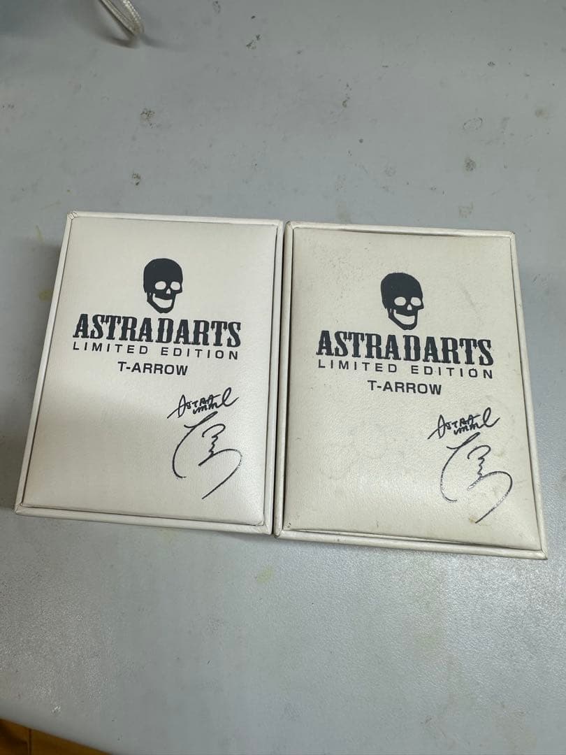 ASTRA DARTS T-ARROW 限定版