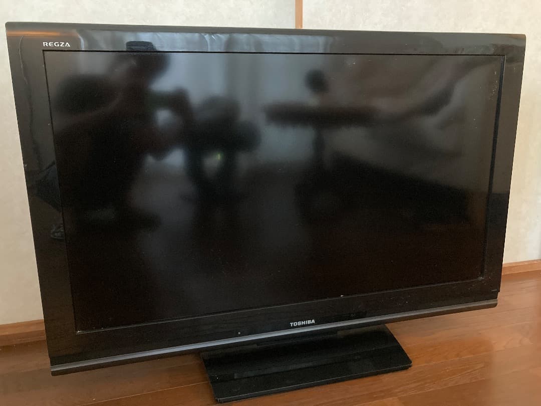 TOSHIBA REGZA テレビ 40型　リモコンなし