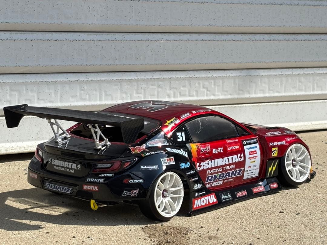 r31HOUSE gr86ラジコンボディー　SHIBATA仕様 塗装済未走行