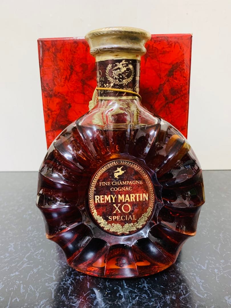レミーマルタン XO スペシャル ブランデ REMY MARTIN 700ml