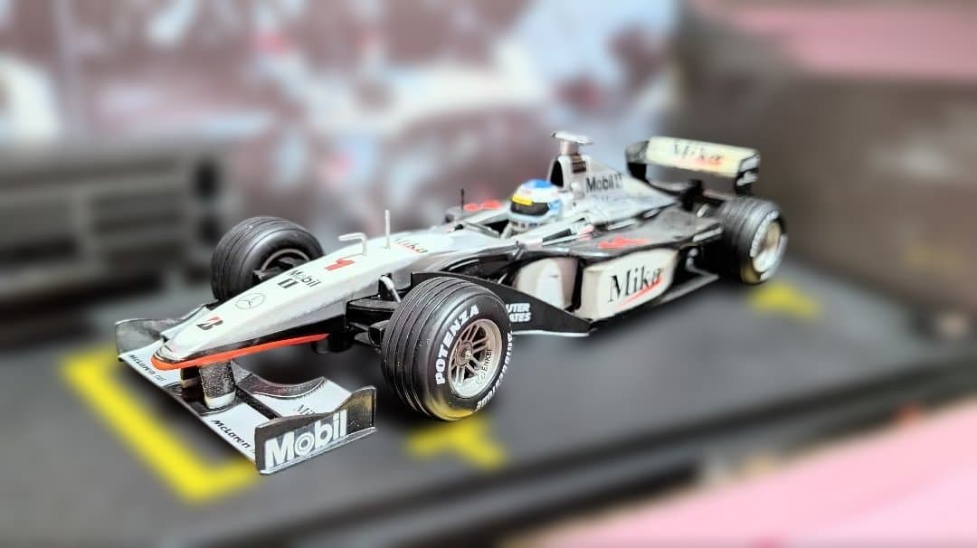 #F1マクラーレン1/24 理由・難あり ミカ・ハッキネン 京商 輸入マテル
