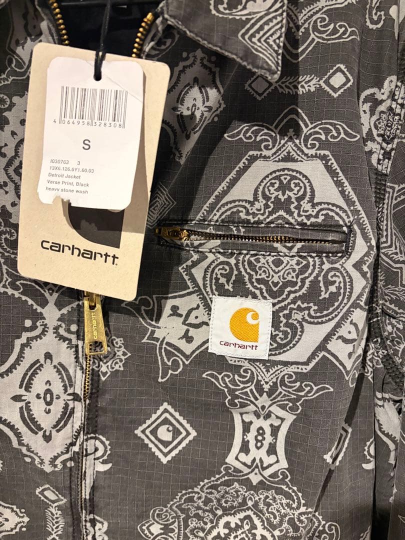 Carhartt デトロイトジャケット　ペイズリー　カーハート