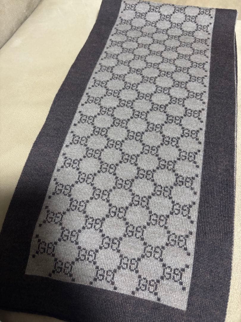 GUCCI　マフラー