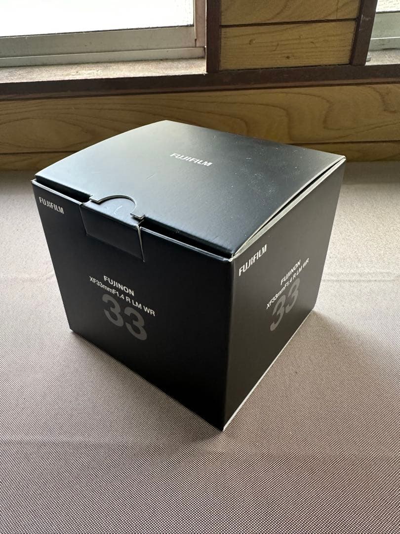 フジフィルム　FUJIFILM XF33mmF1.4 R LM WR おまけ付き