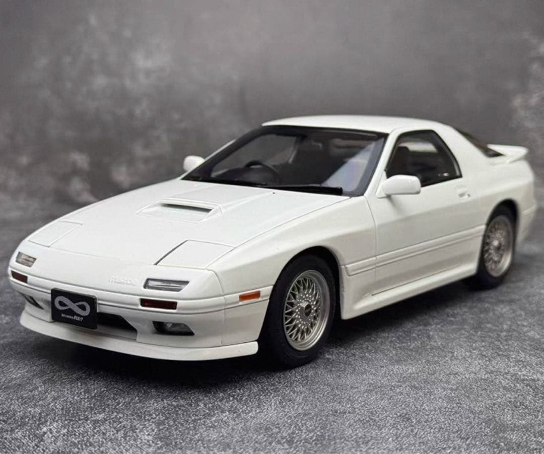 [6/29まで限定出品] RX7 FC 1:18 WHELART 新品 1/18