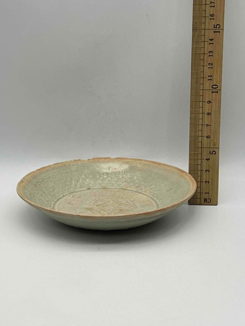 北宋時代　青白磁刻魚文輪花皿　唐草魚藻文盞　景徳鎮　影青(A-78)