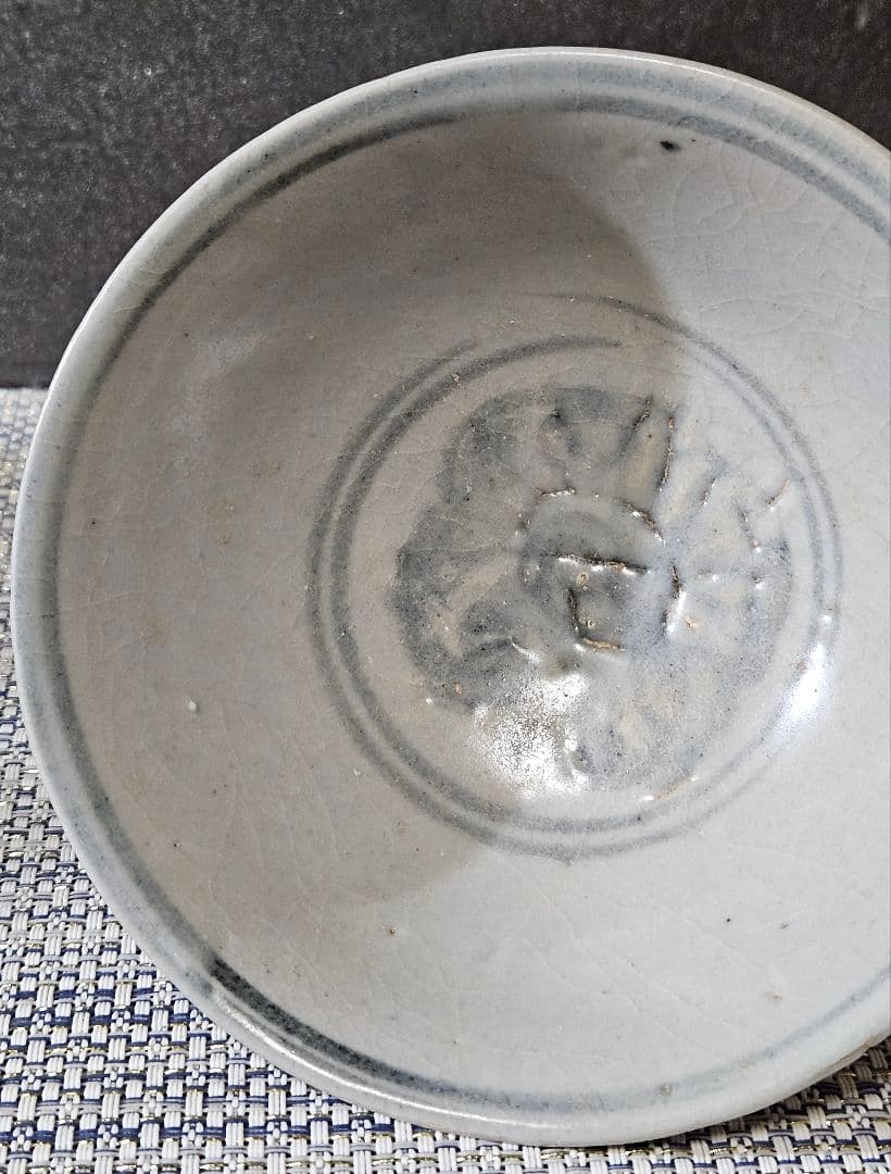 名碗❗】中国古陶磁器　明末～清初 福建琉球古窯　青華染付　唐草に渦巻文様 茶碗