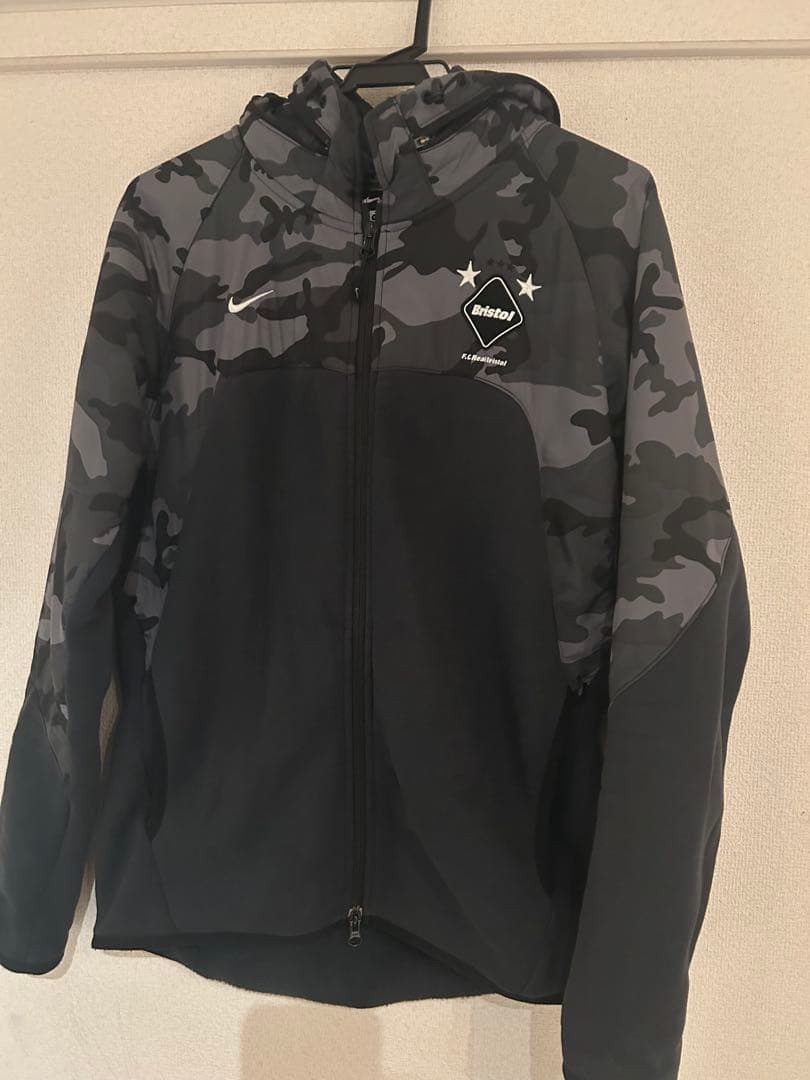 F.C. Real Bristol 迷彩柄パーカー