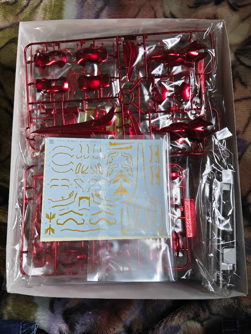 MG シナンジュ \"Ver.Ka\" チタニウムフィニッシュ