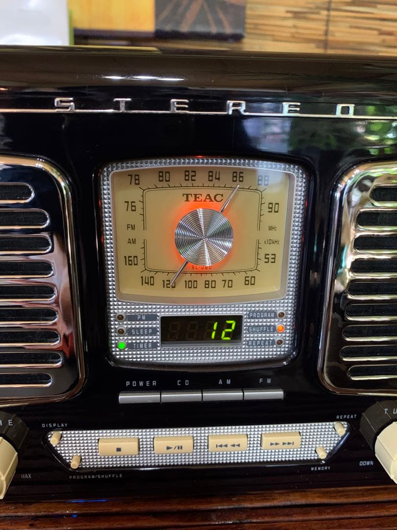 ♪ ステレオスピーカー内蔵  CD プレイヤー FM/AM ラジオ♪