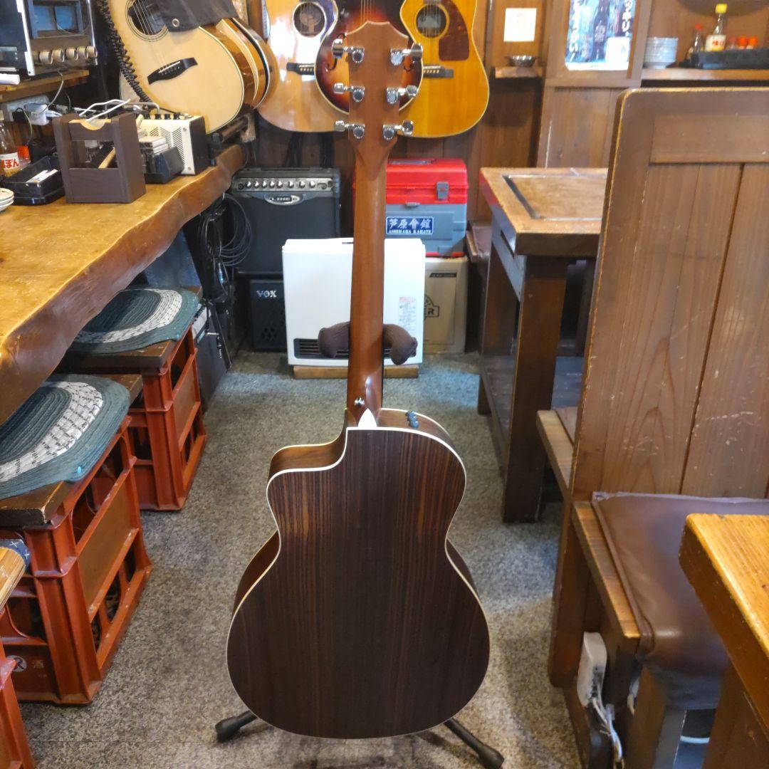 Taylor 214ce エレアコ (管理キワ)