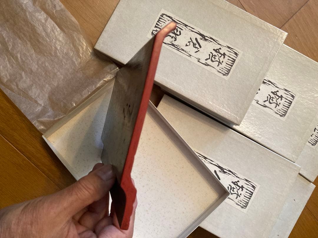 赤い漆器 膳 6枚セット 花彫刻