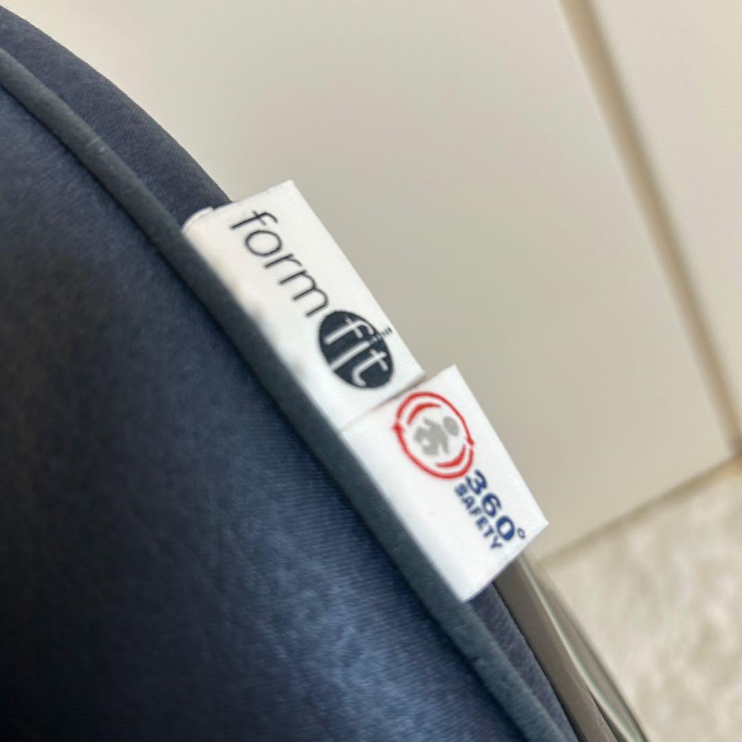 極美品 アップリカ フォームフィット 360 s ISOFIX チャイルドシート