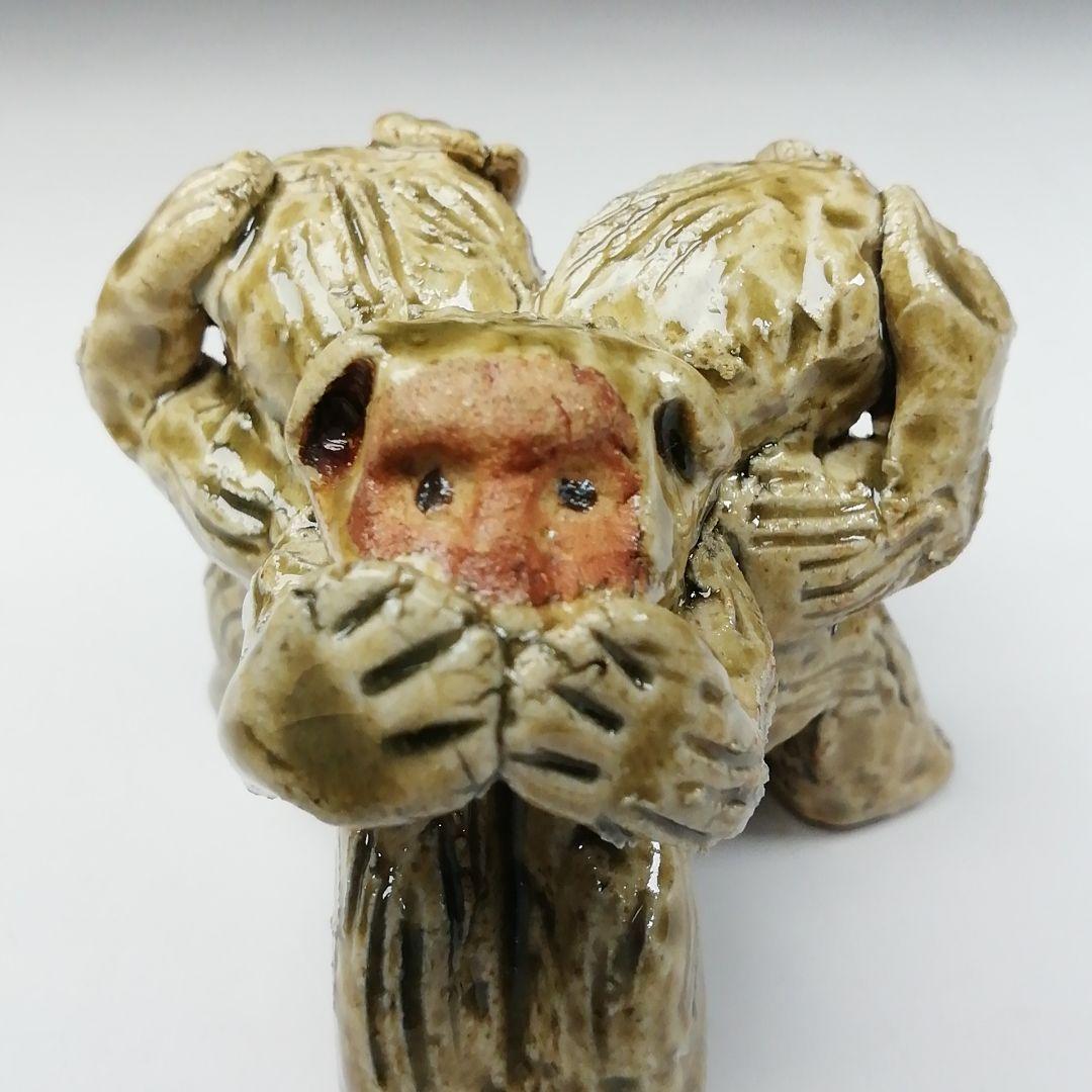 Ｔ６７５　蓋置　『伊羅保　三猿蓋置』『信楽焼』『奥田英山 造』　共箱　茶道具