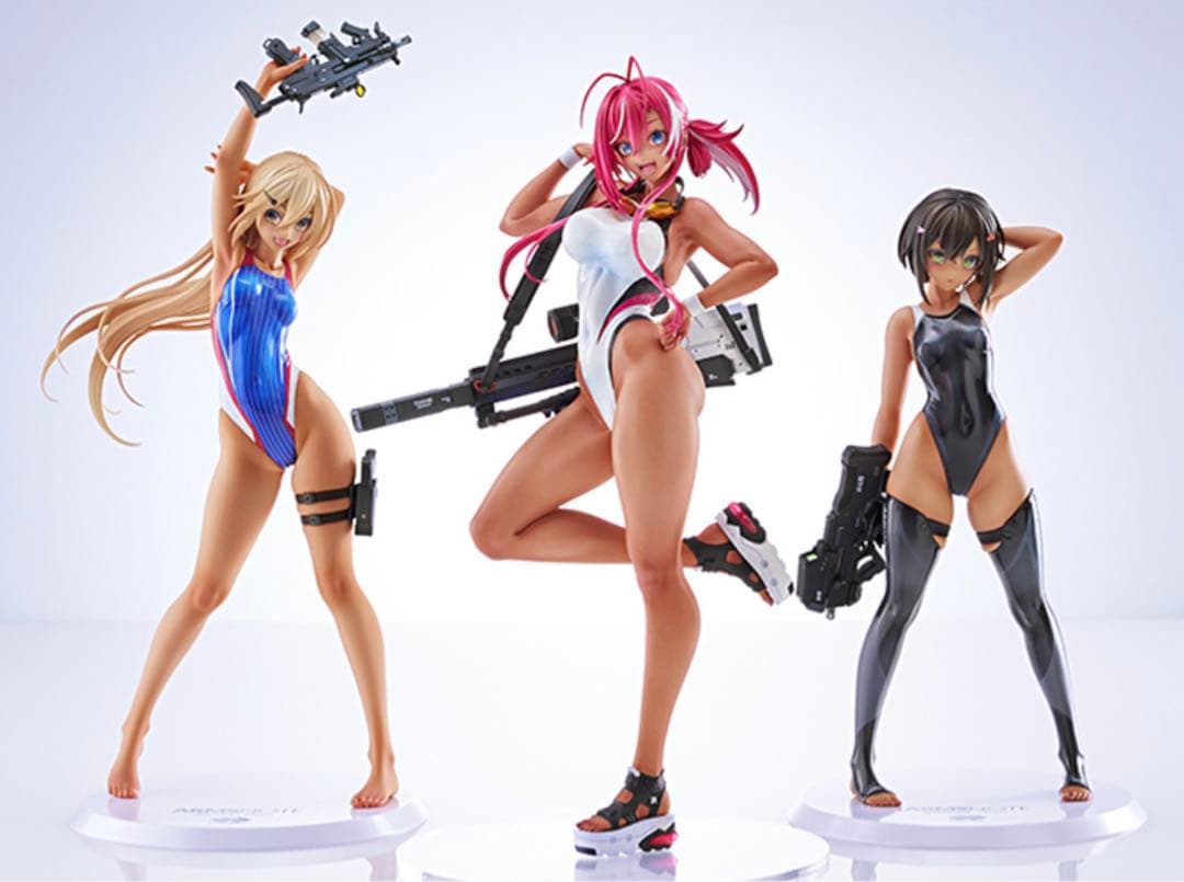 水泳部のアネゴちゃん　水泳部の部長ちゃん水泳部のコウハイちゃん　フィギュア