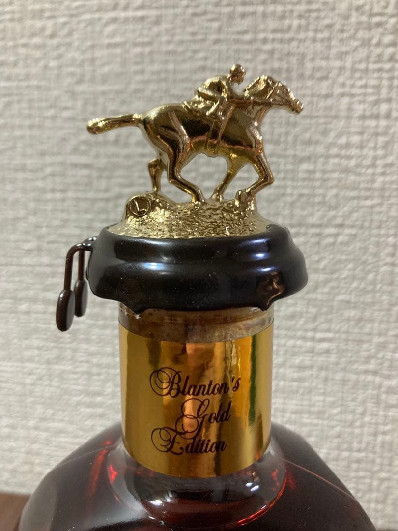 ブラントン ゴールド Blanton's Gold Edition 700ml