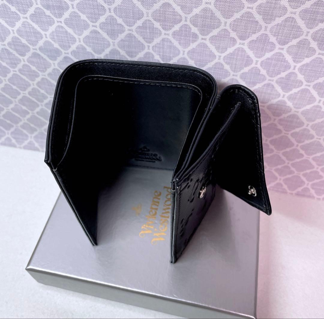 【内柄も素敵☆最新】Vivienne Westwood 三折財布 マット黒