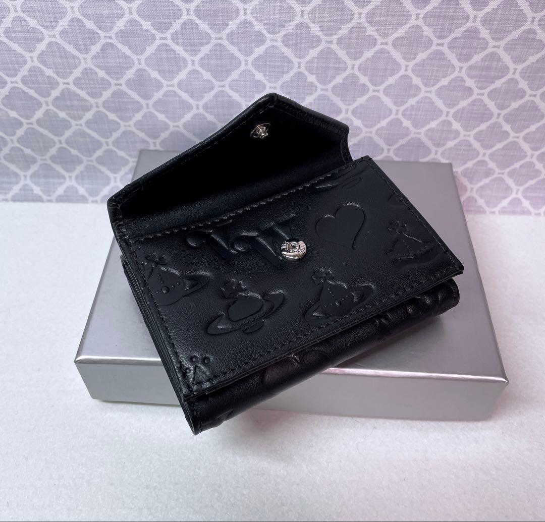 【内柄も素敵☆最新】Vivienne Westwood 三折財布 マット黒