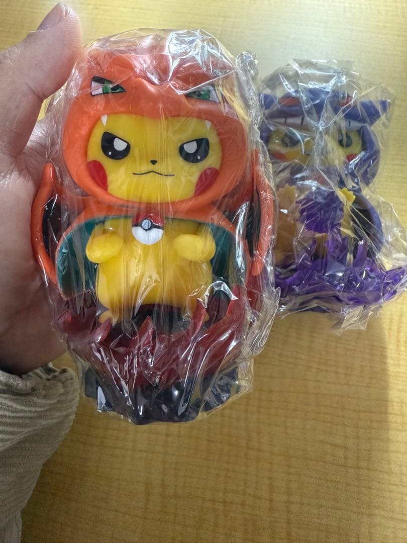ポケモン ピカチュウ リザードン ゲンガー 着ぐるみ フィギュア 2体セット−