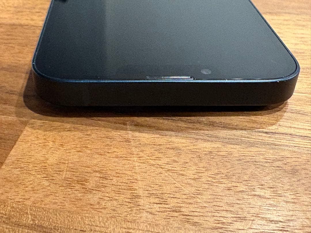 iPhone13 128GB 黒フィルム•ケース付き