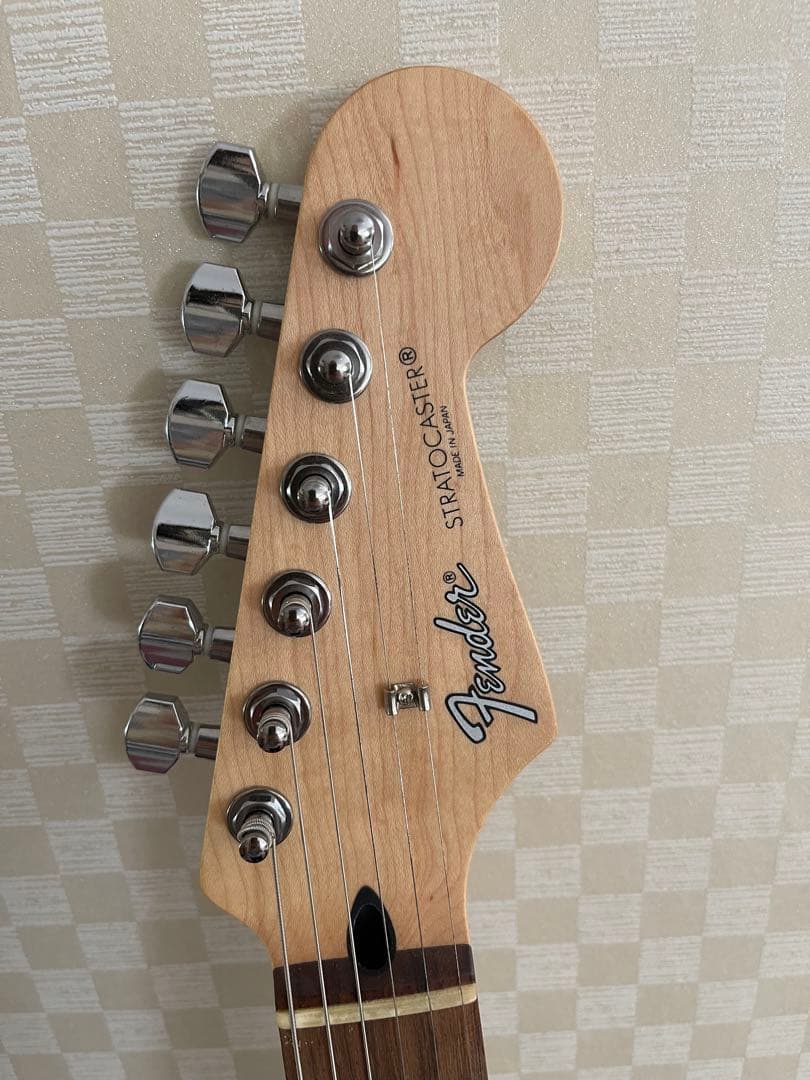 Bellwinフェンダー　STRAOCASTER エレキギター