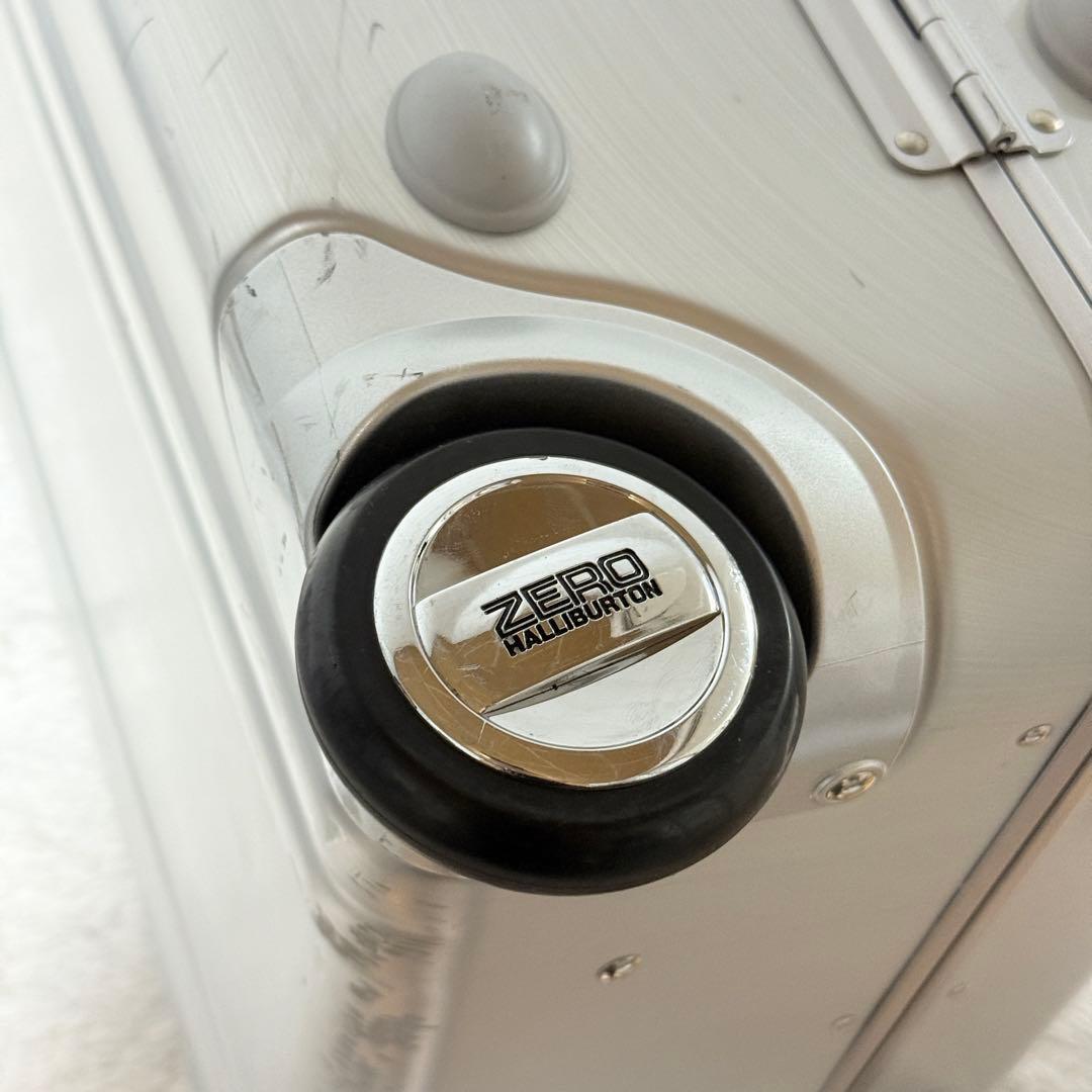 美品✨ゼロハリバートン　2輪　キャリーケース　ZRA21-SI 21インチ