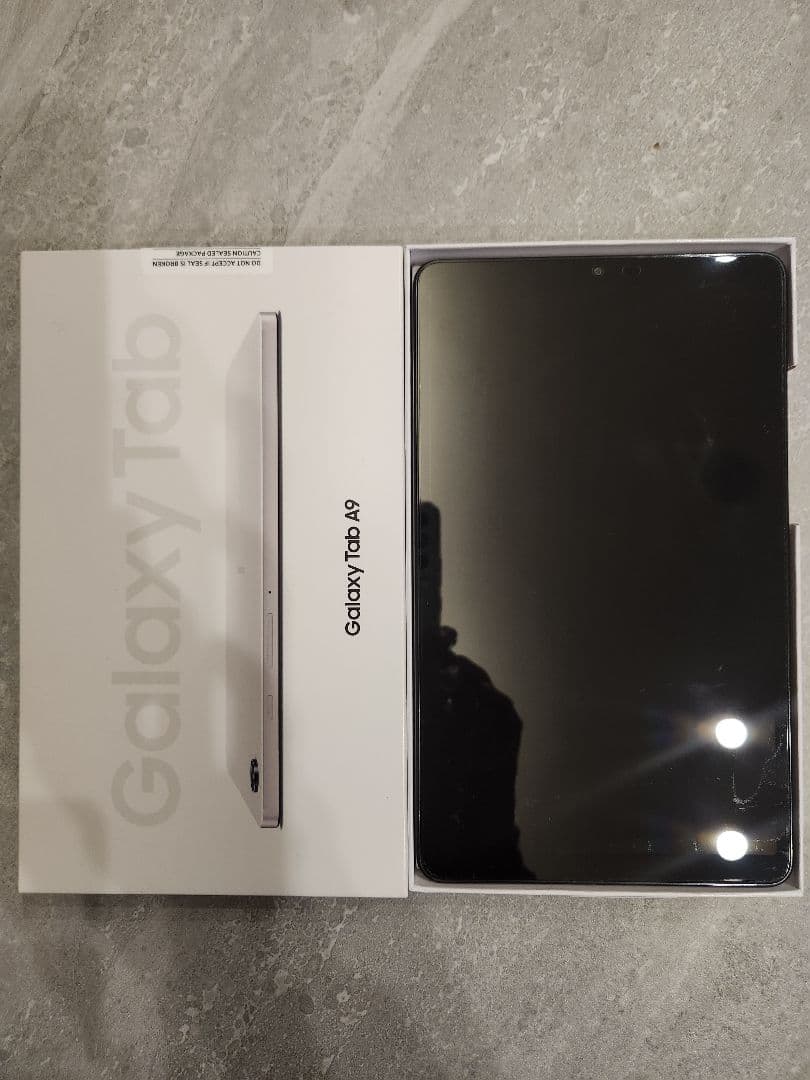 美品 Samsung Galaxy Tab A9 タブレット フィルム・ケース付