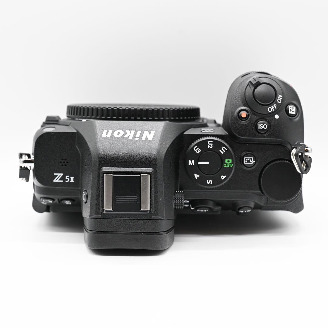 【極上品】Nikon Z5II ボディ