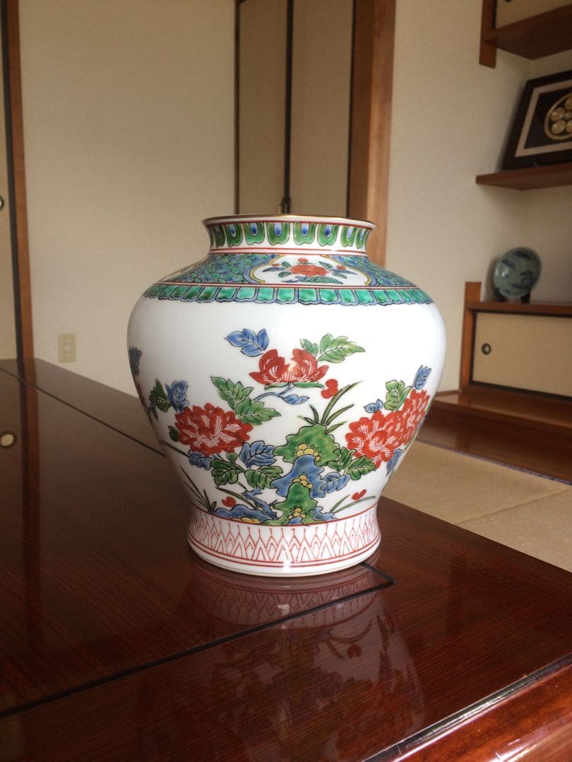 美山 花瓶 色鮮やかな花柄