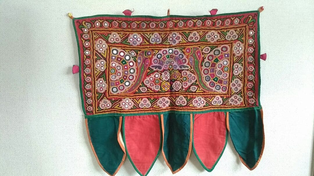 インドの壁掛け　アンティーク