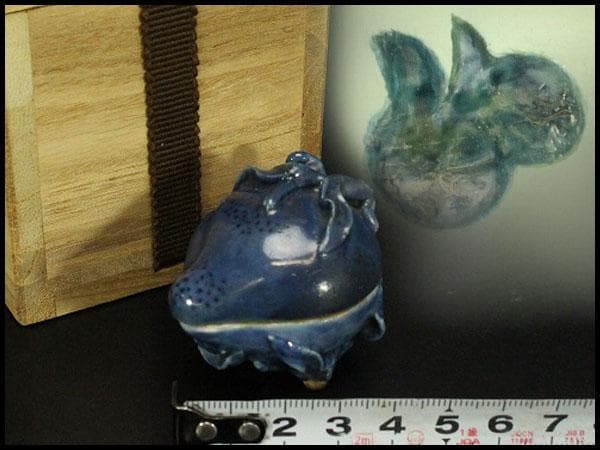 龍茶道具 中国美術 青花 果実 香合 古美術(AZ994)