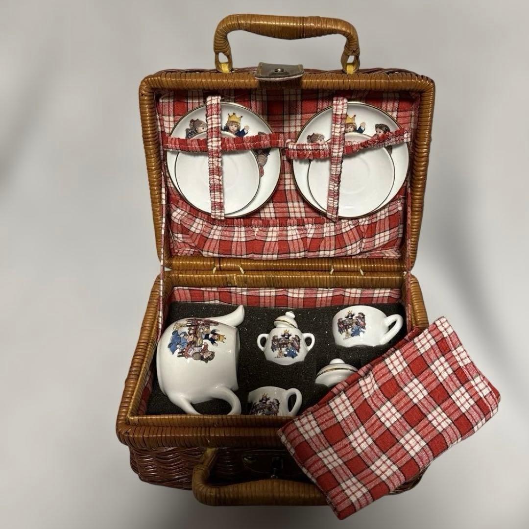 ロイターポーセリン×ケテクルーゼ ミニチュアティーセット ドイツ製ヴィンテージ