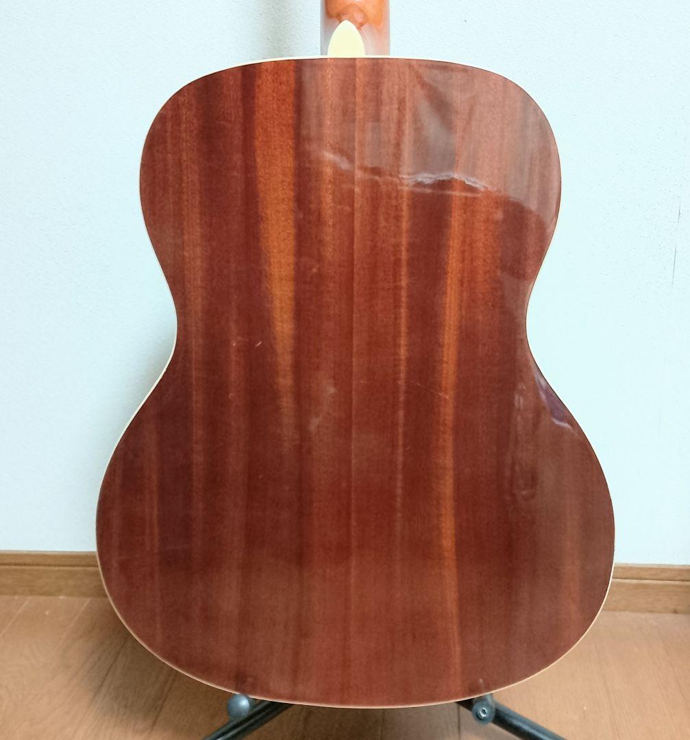 HONEY BEE　F-15 MH　アコースティックギター　弦は新品！