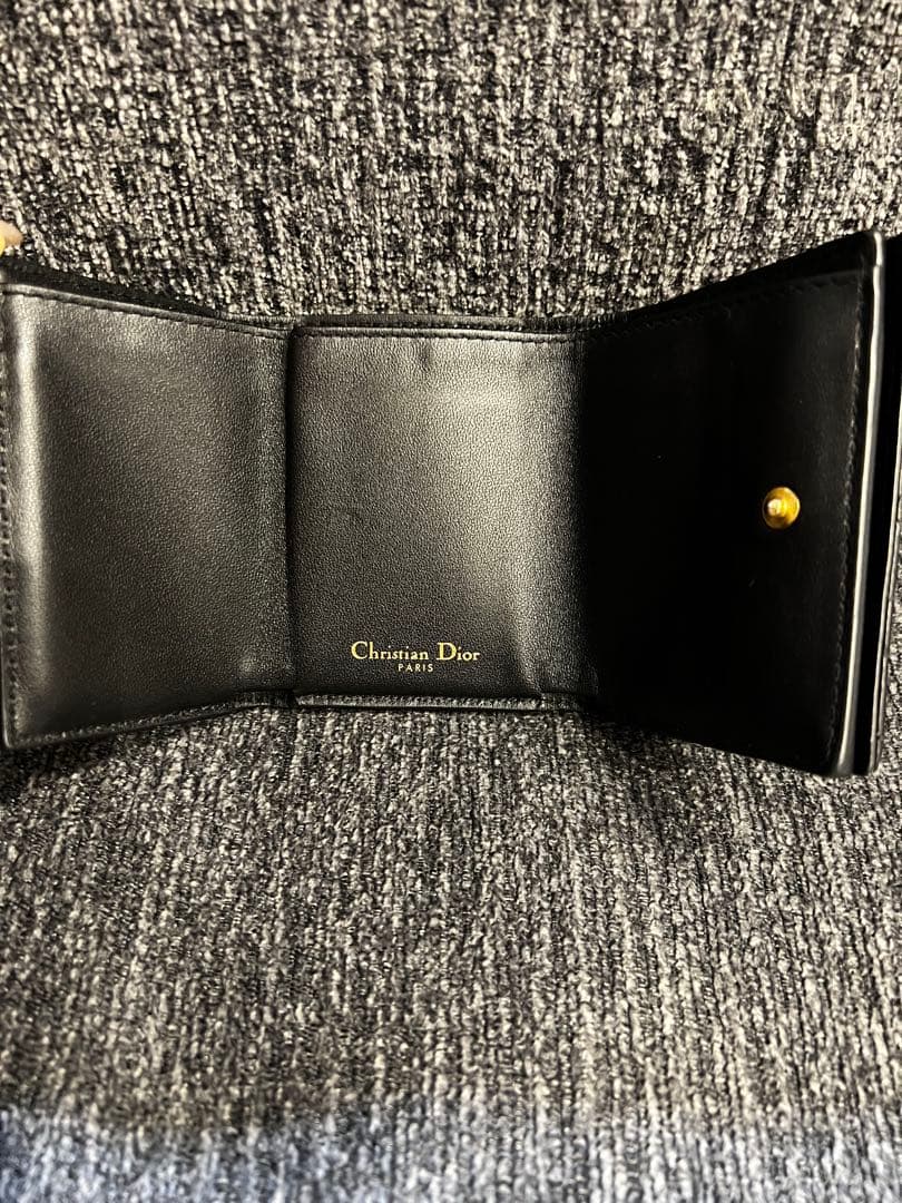 Dior キルティングレザー三つ折り財布