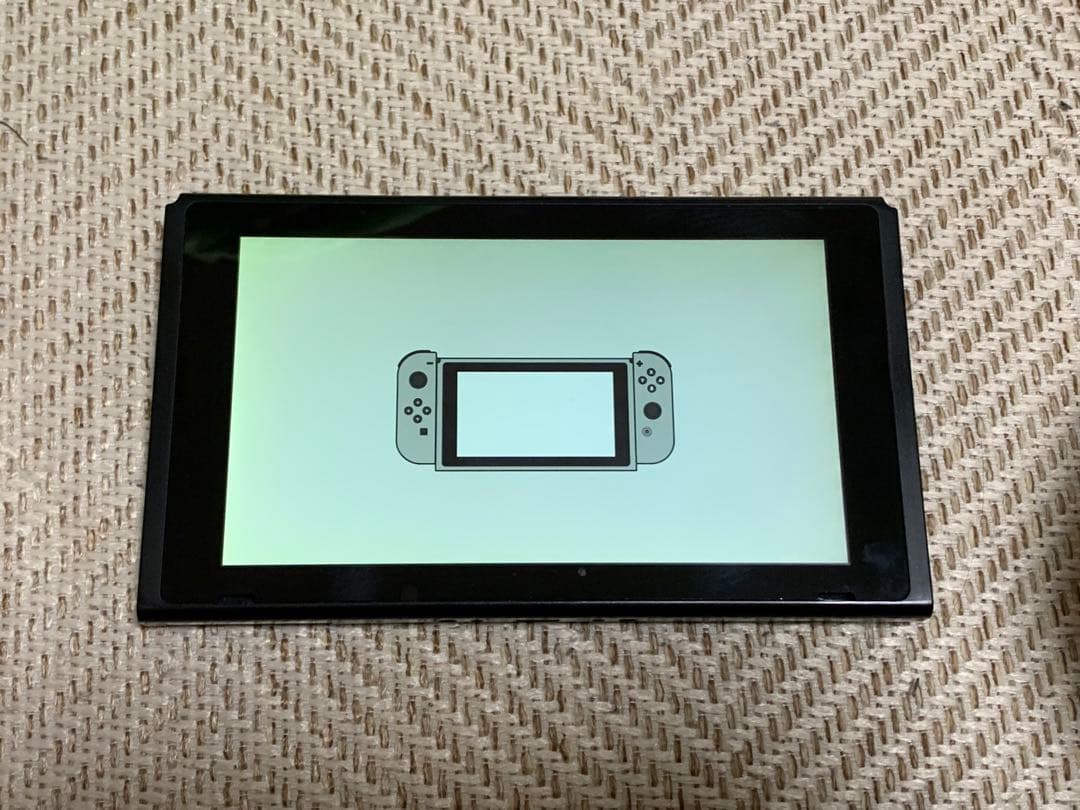 N*!様 Nintendo Switch 本体画面 ACアダプター付き 動作確認