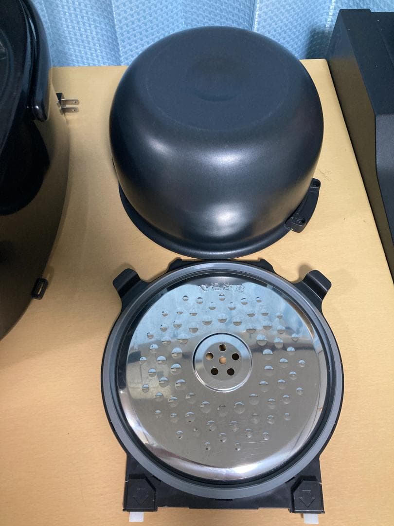 ★美品★２2年製 TIGER JPW-H100 炊きたてIH炊飯器 5.5合炊き