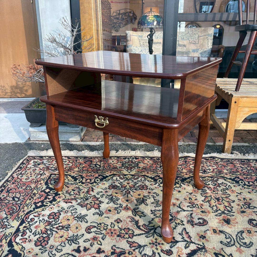 コンソールテーブル　アンティーク調　サイドテーブル　猫脚　ナイトテーブル