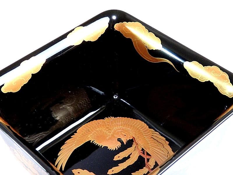 黒地桐雲鳳凰蒔絵　菓子器　明治期　木製品　N155A-EEa