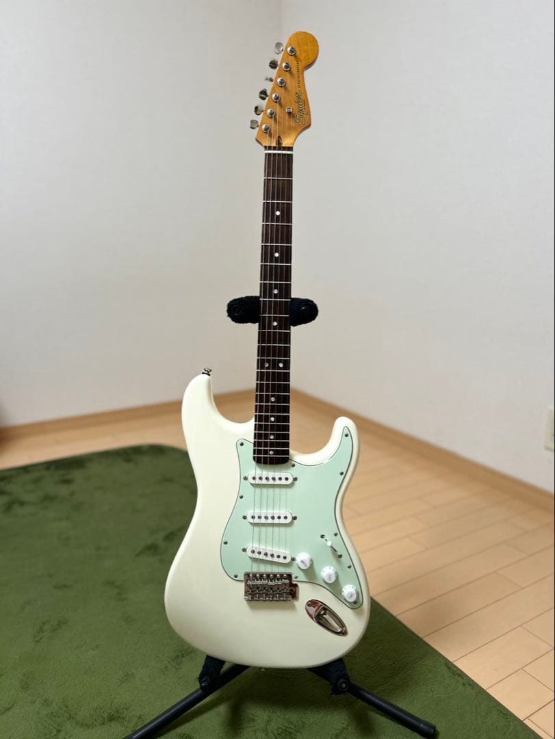 ギター Squire Classic Vibe '60s Stratocaster