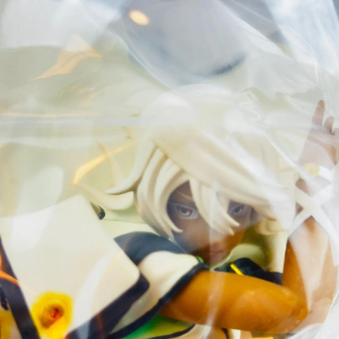 FREEing ラムレザル=ヴァレンタイン 1/8 スケールフィギュア