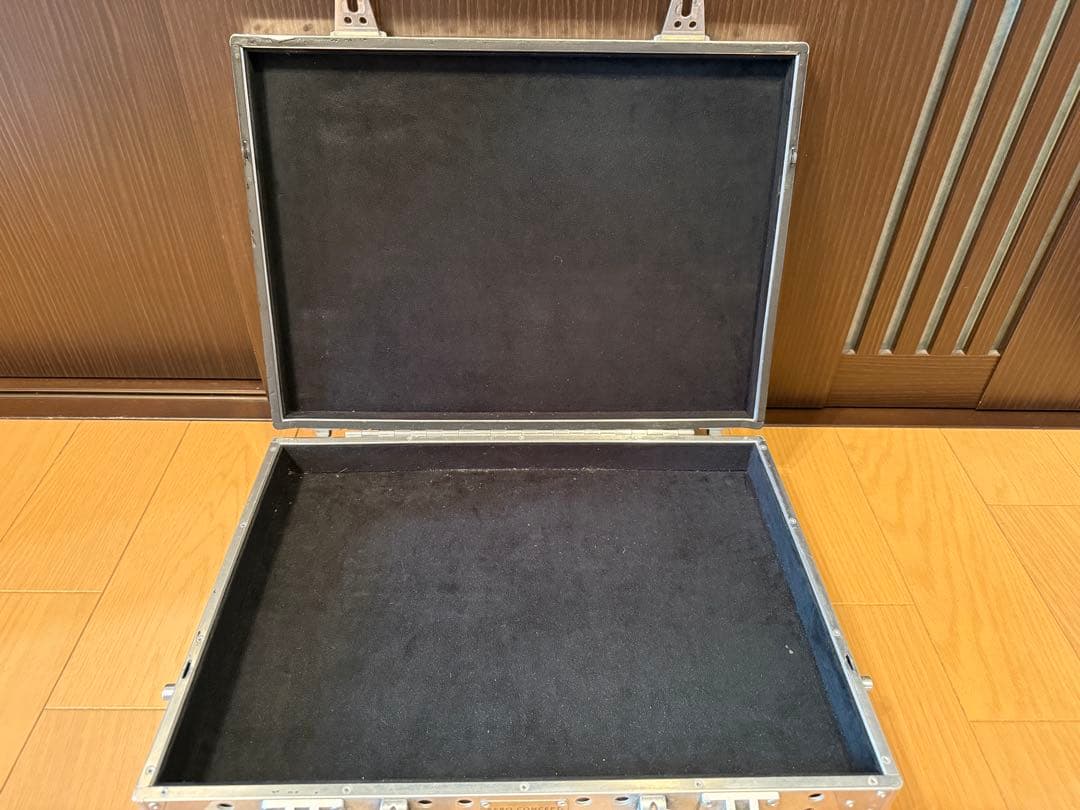 ムツゴロウエアロコンセプトスーパートランスポーター アタッシュケースレッド