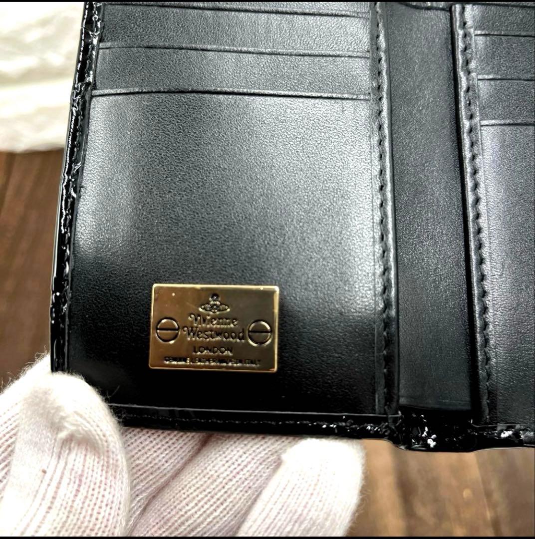 新品未使用　ヴィヴィアンウエストウッド 三つ折財布　黒　エナメル　がま口　⑧