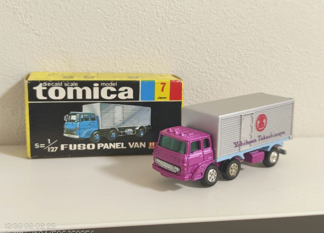 TOMICA　トミカ　ふそう　パネルバン　横浜高島屋　特注品