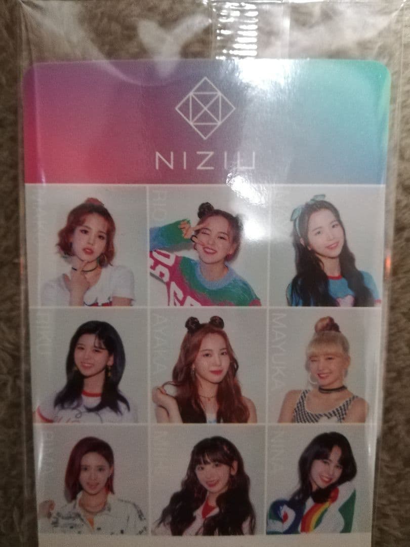 希少品★NIZIU オリジナルステッカー