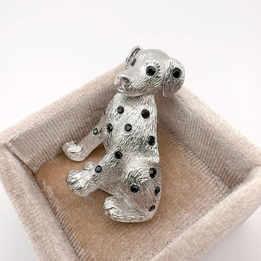 ⭐️SALE⭐バーバリー　ブローチ　犬　ドッグ　ダルメシアン　シルバートーン