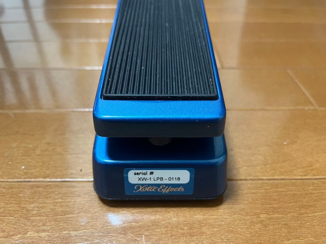 XW-1 ワウペダル(青)