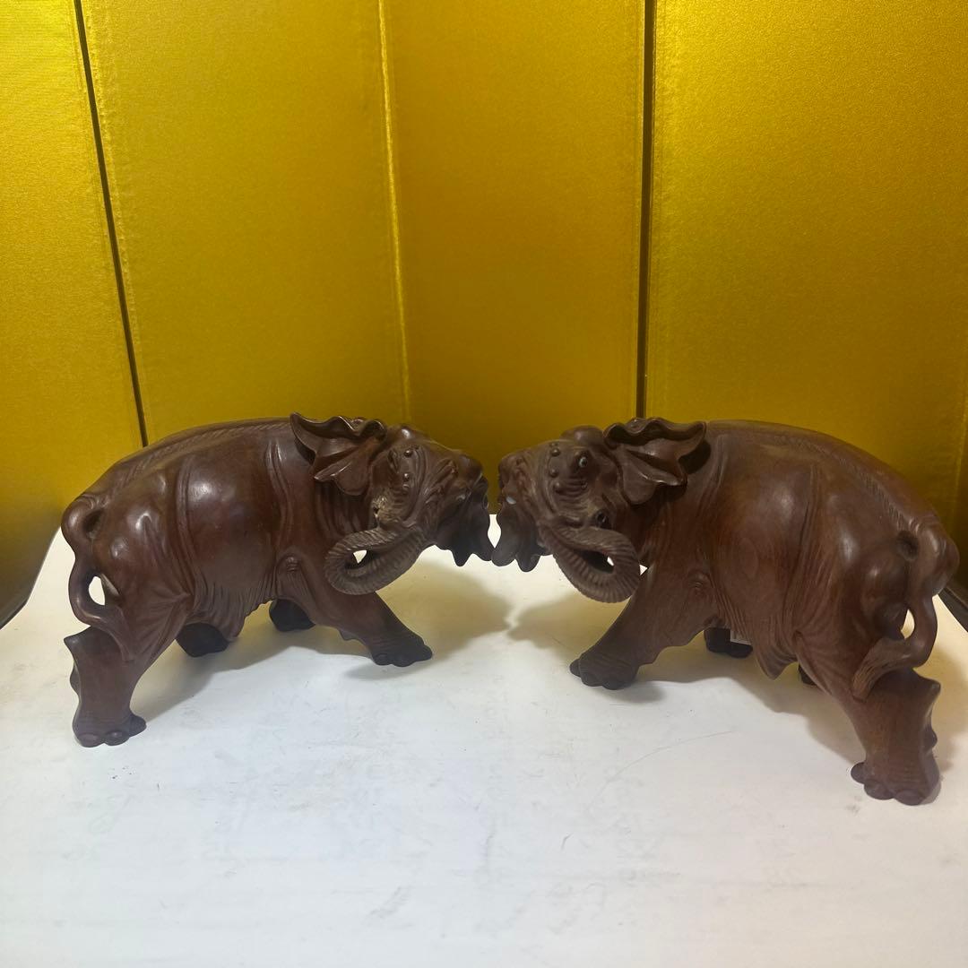 木製象の彫刻 2体セット