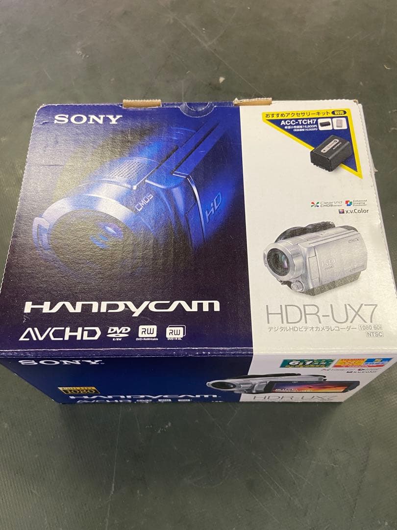 新品　SONY HDR-UX7 ビデオカメラ本体