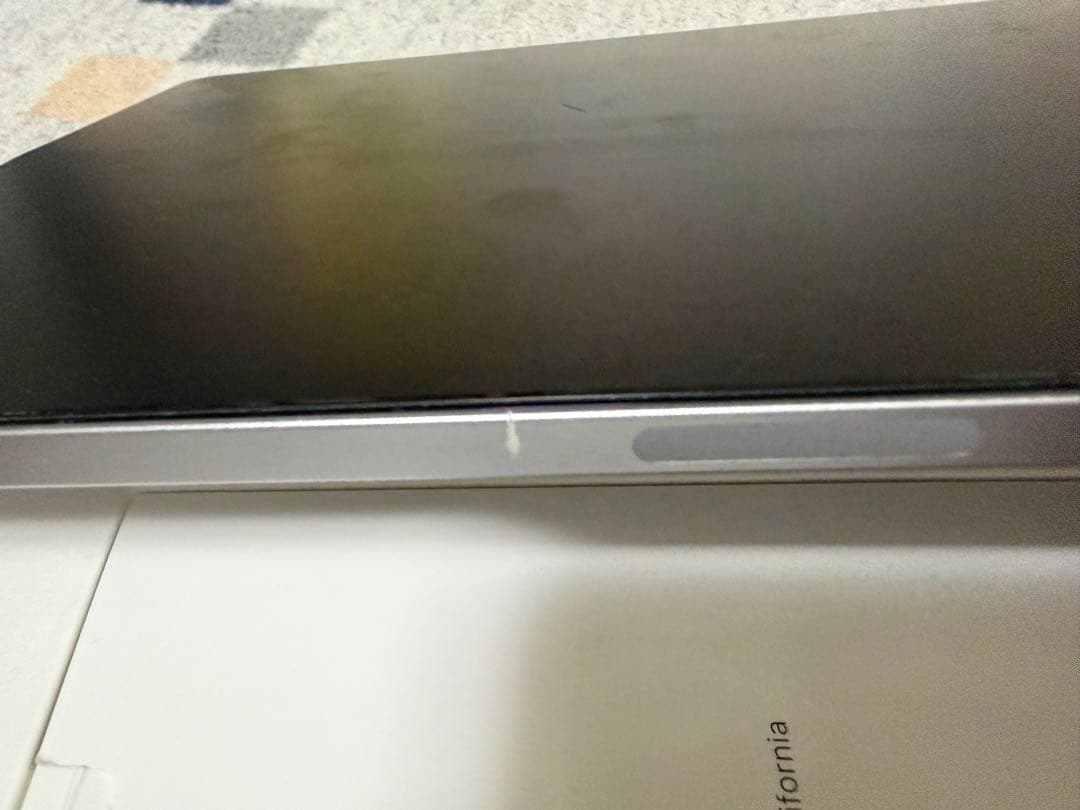 iPad Pro 第６世代　12.9 512gb SIMフリー　スペースグレー