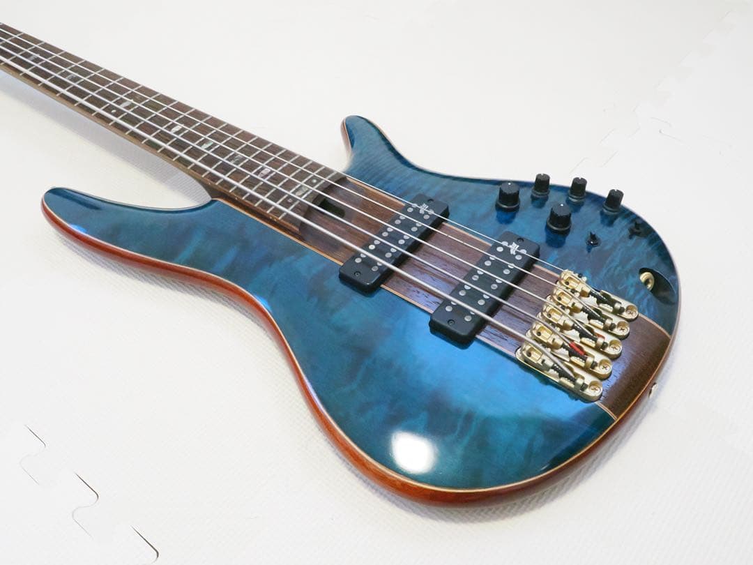 極美品アイバニーズPremium Series5弦ベースSR2405W-CGL